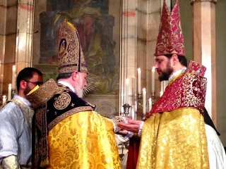 АРХИМАНДРИТ  АБГАР ОВАКИМЯН и още двама духовници  бяха ръкоположени  и помазани за ЕПИСКОПИ